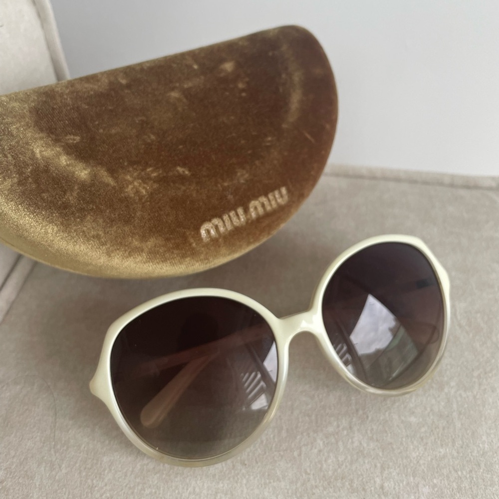 Miu Miu round sunglasses